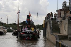 2005-08-04 Leer Traditionschiffertreffen 048_13.JPG